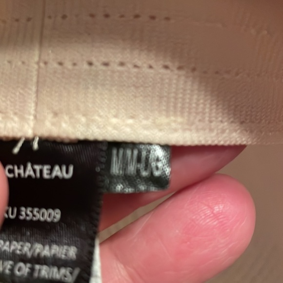 Le Chateau white and black straw hat❤️Price Drop❤️ - Picture 6 of 8